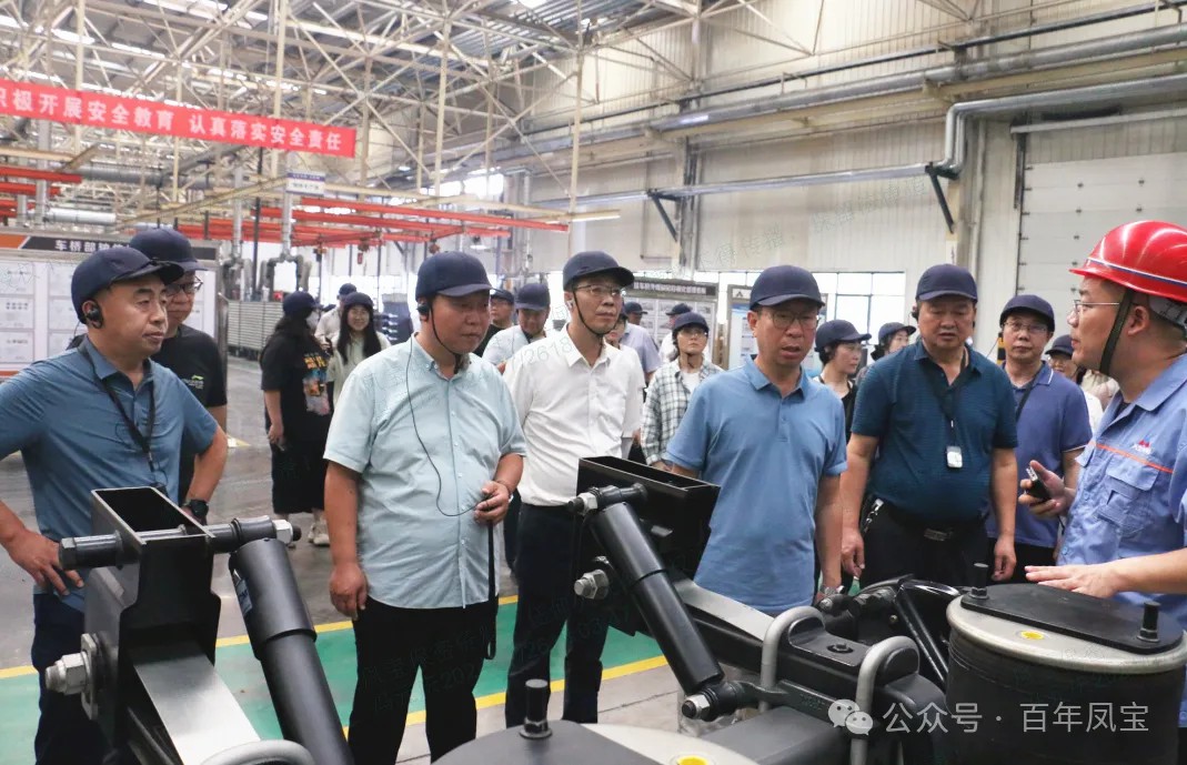 安阳市政府办公室机关党委主题党日活动走进乐竞(中国)重科