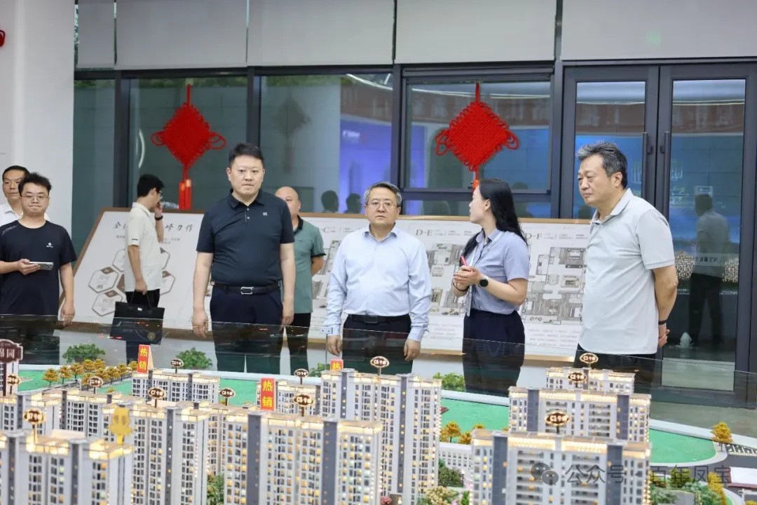 黄明海到乐竞(中国)澜庭调研指导工作